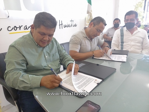 Firman convenio de colaboración ayuntamiento de Huixtla y el instituto de ciencia, tecnología e innovación del estado de Chiapas