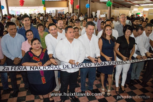 Olvita Palomeque Pineda invitada especial en feria nacional del empleo para los jóvenes 2018 en Tapachula